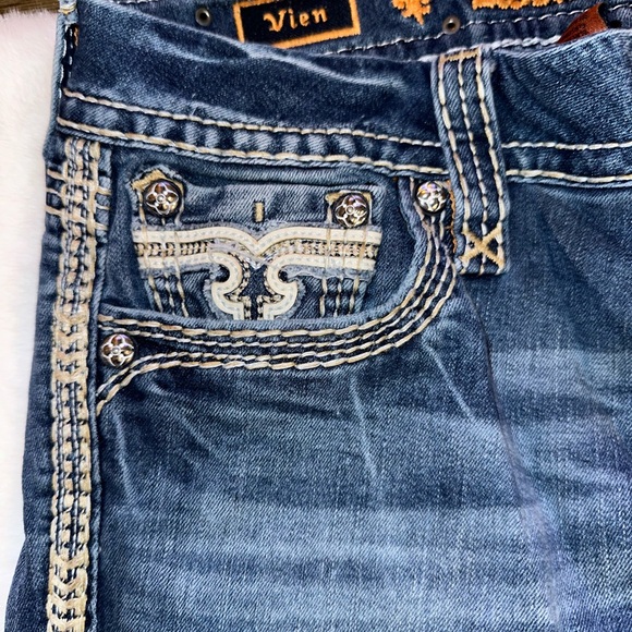 Rock Revival Jeans - Picture 2 of 5